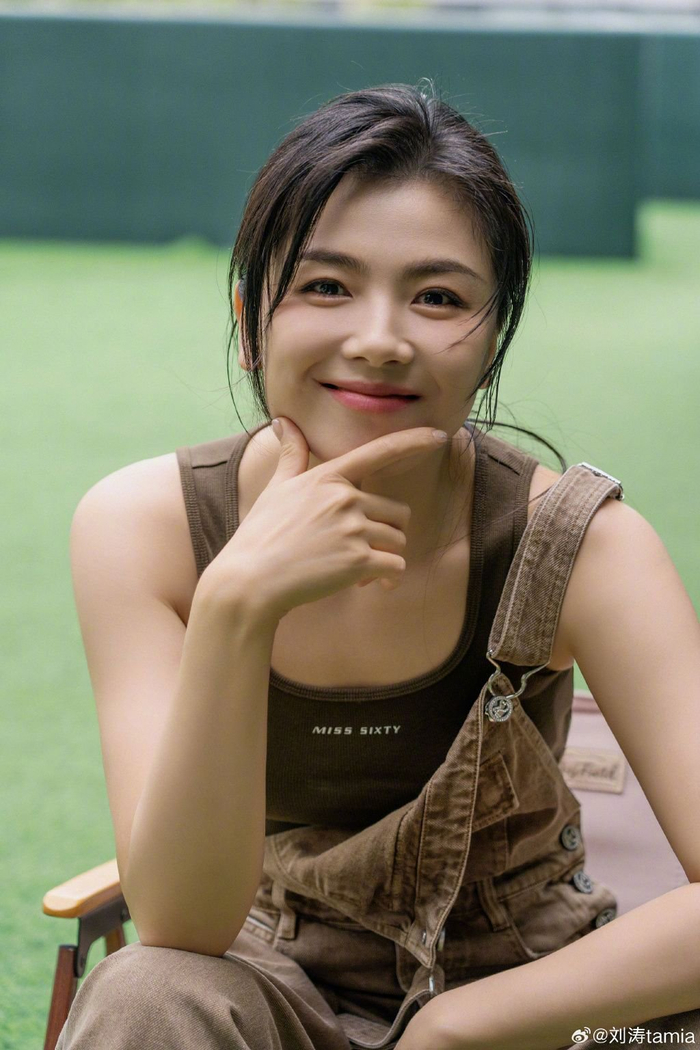 刘(liu)涛(tao)生(sheng)日(ri)连(lian)发(fa)30张(zhang)照(zhao)片