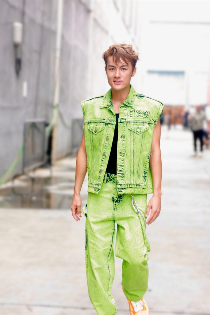 终于等到吴克群官宣!看海报有被眼神杀到,要不要这么酷啊!