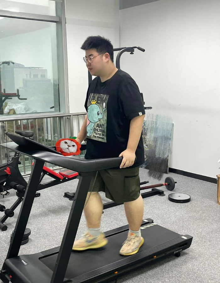 今年年初李达亨重启了减肥计划。 重庆狼队供图