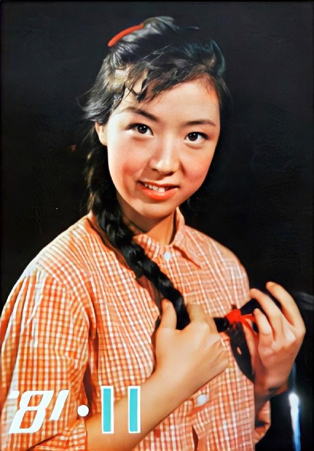 昔日美女明星 颜值不输朱琳 演技堪比斯琴高娃 可惜过早息影 如今65岁|殷新|柳菲的遗书|王伯昭|刘信义|骆驼祥子_新浪娱乐_新浪新闻