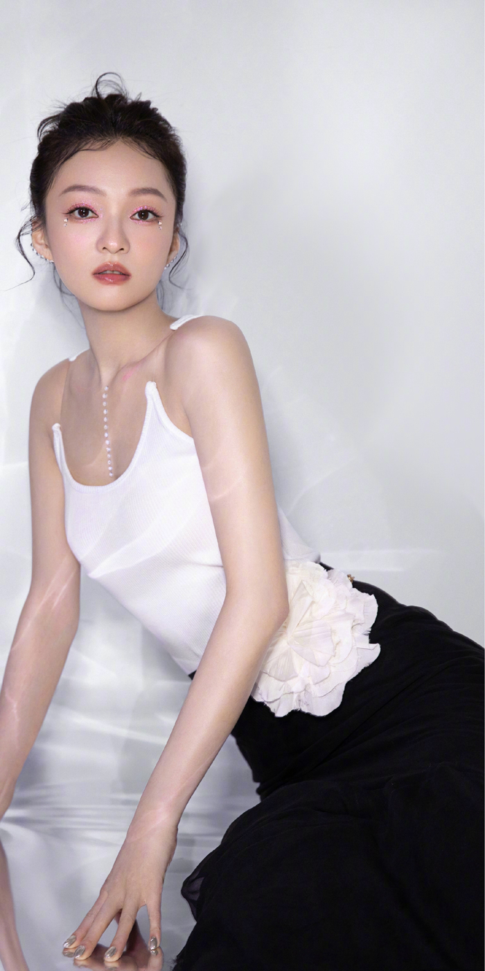 张韶涵,黑白美人鱼氧气写真壁纸