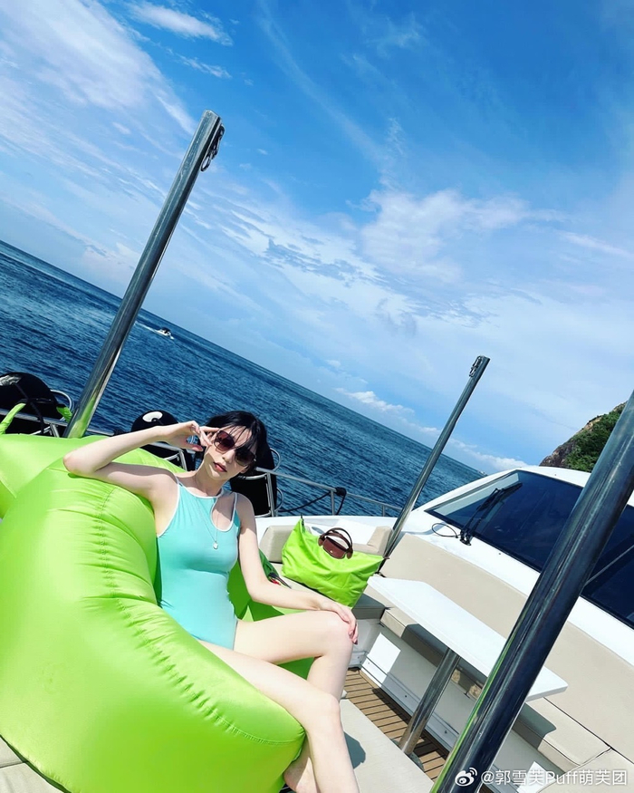 郭雪芙游艇泳装,这身材也太哇塞了!|郭雪芙_新浪新闻