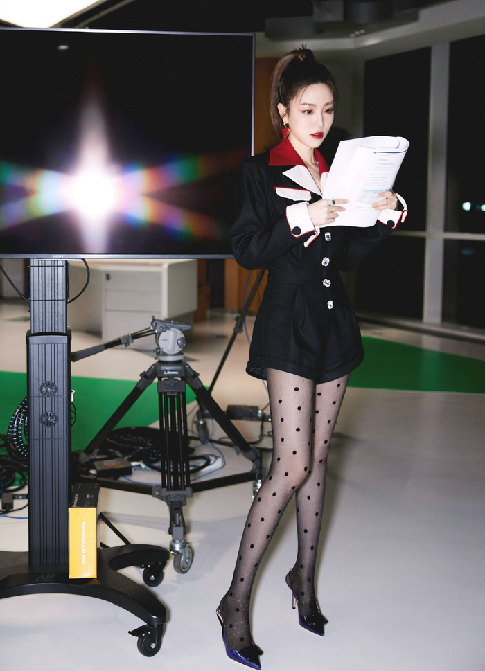 张纯烨,大长腿组图|张纯烨_新浪新闻