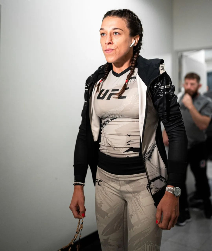 乔安娜|张伟丽|ufc_新浪新闻