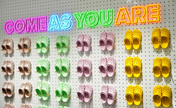 经典洞洞鞋/图源：crocs