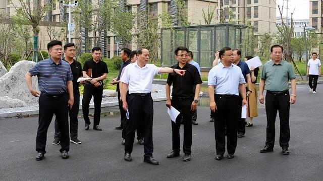 虞城县:何玉东调研响河,土楼安置区项目建设工作|商丘市_新浪新闻