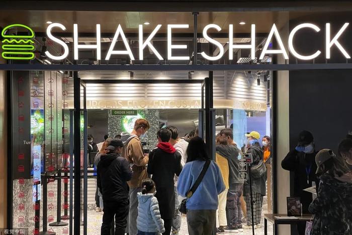 确认使用过期原料！全球知名快餐店ShakeShack道歉，网友：一个汉堡几十