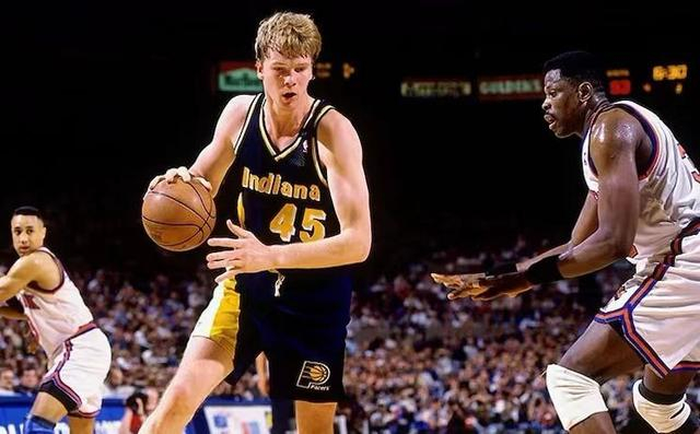 巨人联盟!盘点nba身高最高的十大球员:姚明仅排第七位!