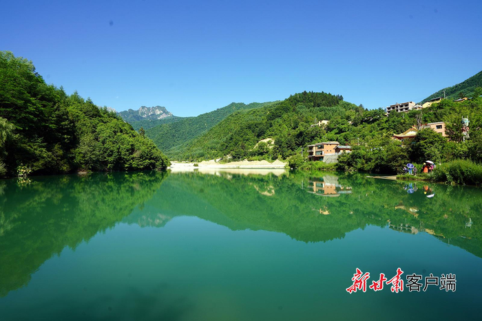 宕昌县:藏寨鹿仁美如画|国家森林公园|陇南市_新浪新闻