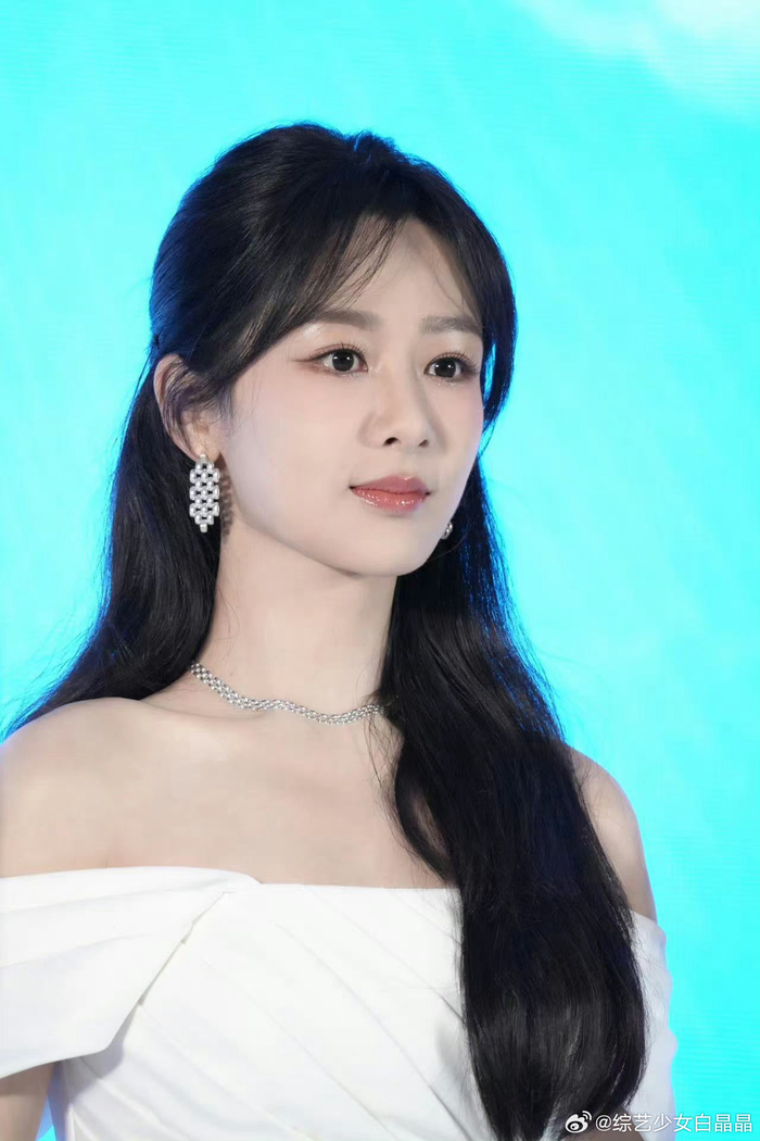 天老婆也美的太超过了吧!|杨紫|张远_新浪新闻
