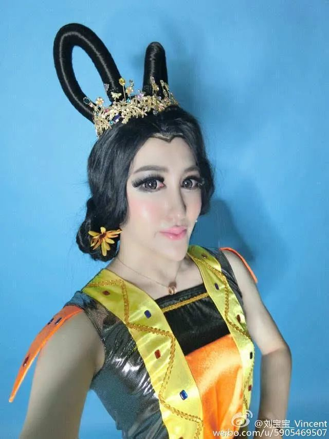 还记得蛇精脸网红刘梓晨吗?如今大变样完全认不出!