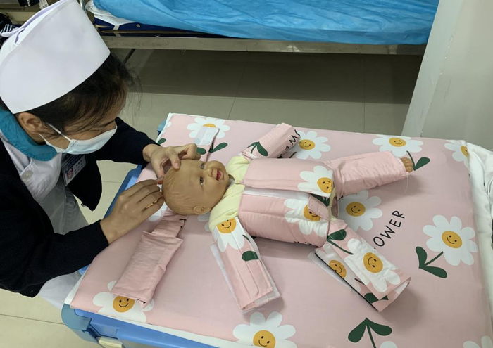 普通留置针怎么固定儿科护士的这些小发明，让护理工作更出彩！_https://www.jmylbn.com_新闻资讯_第1张