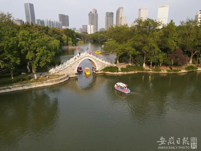 合肥市包河公园。方好 摄
