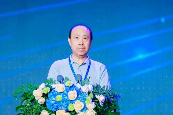 中国奶业艰难时刻,20强企业彰显高度责任感!高质量发展一揽子措施发布!
