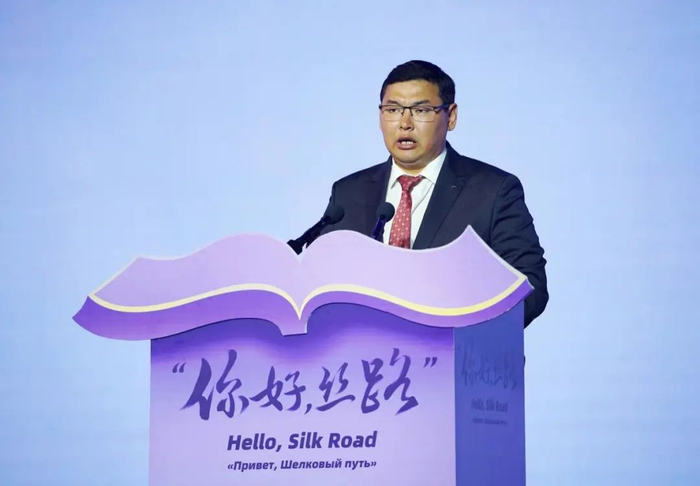 吉尔吉斯斯坦卡巴尔通讯社社长梅杰尔别克·谢尔梅塔利耶夫致辞
