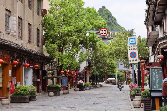 图片来源于镇远交警宣传