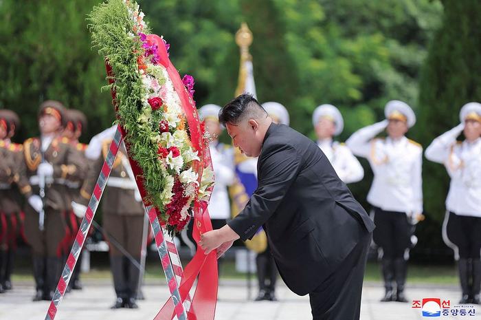 朝鲜高调纪念停战70年，“阅兵迹象”牵动美韩敏感神经