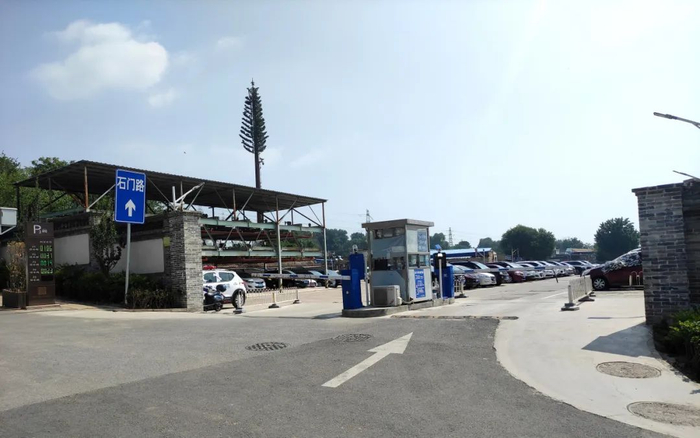       模式口3号停车场入口     