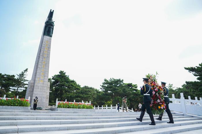 朝鲜志愿军烈士陵园图片