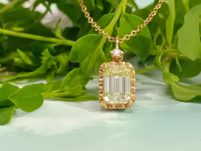 图为中南钻石生产的培育钻石产品。