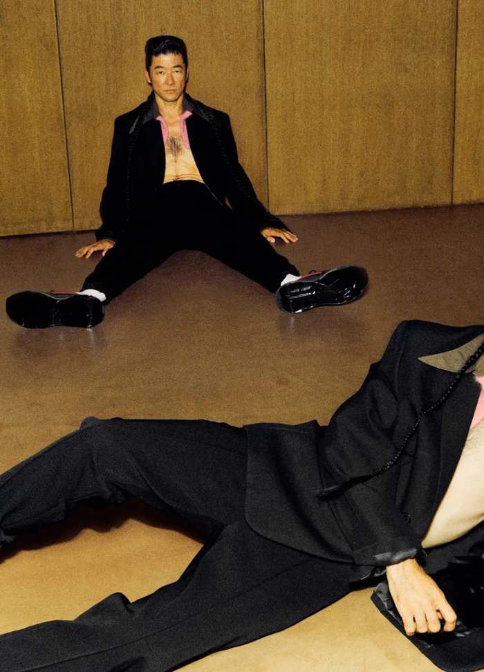 浅野忠信,真的很野|赏色|真田广之|浅野忠信|中田_新浪新闻