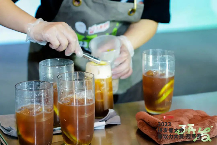 比赛中，更多富含香气的元素和咖啡搭配