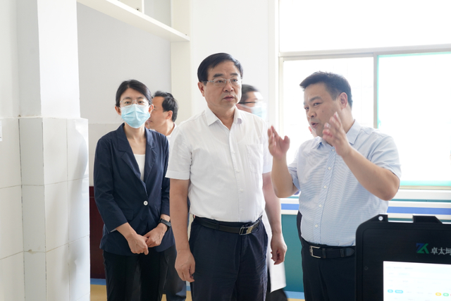 聊城冠县 张学宏调研医防融合慢病管理工作并走访脱贫户|张学宏|冠县