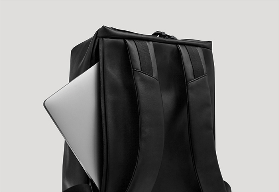 包包共有14寸和16寸两种尺寸可选，而且还是男女同款，可以满足通勤和出行的多种需求~14寸原价598元，现在购入手立省100元，折后价格498元，16寸原价698元，折后价格598元。