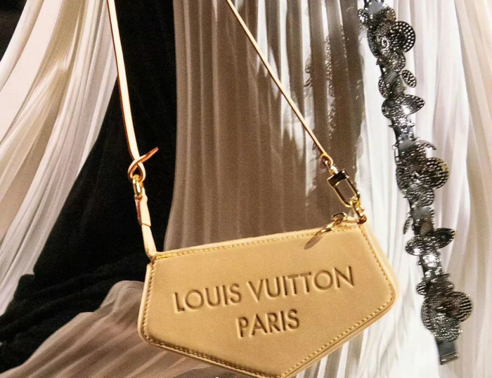 图片来源：路易威登官方微博