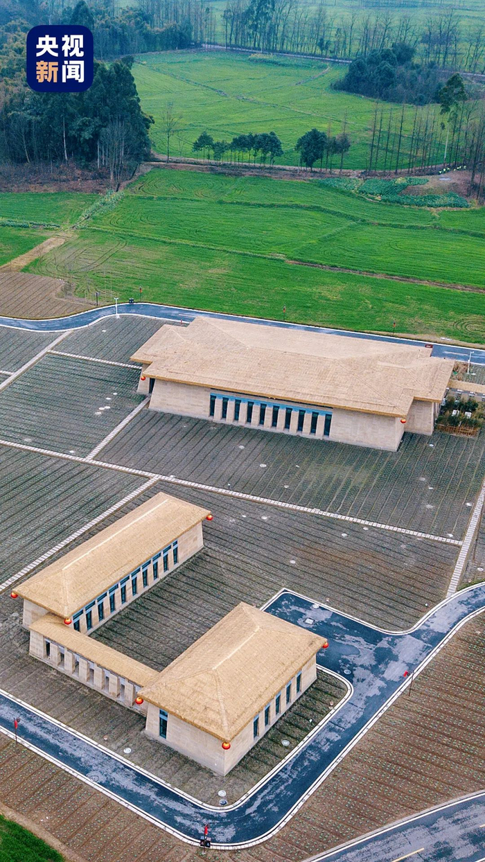 △宝墩遗址。4500年前，一支部落迁徙到成都平原，并在这里留下文明的痕迹。