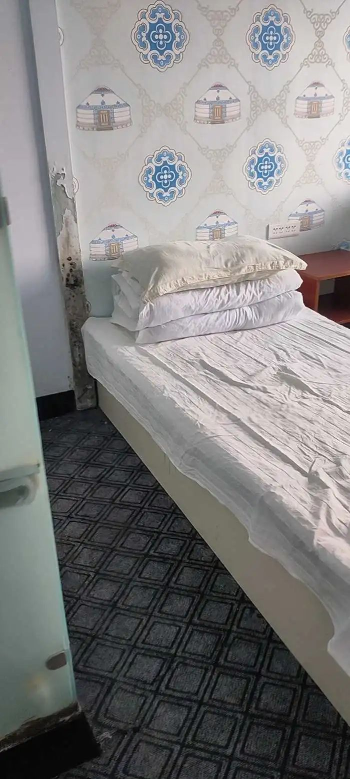 某研学团的住宿条件。