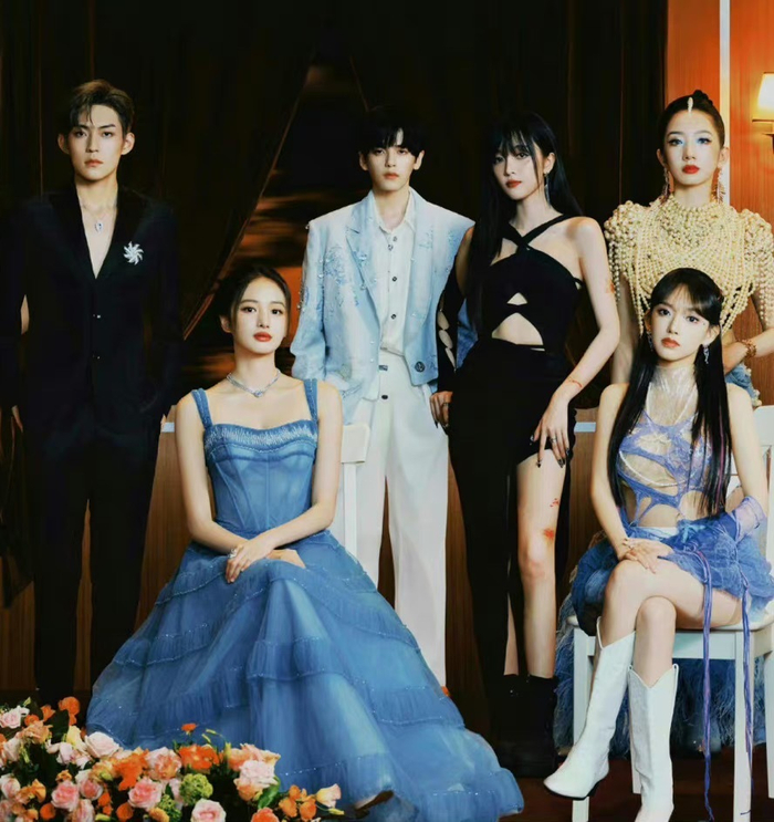 乐华今日公开2023年全家福大片,海报里大家状态看起都好好!