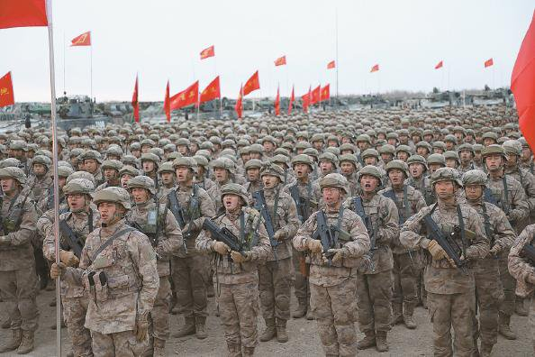             北部战区某合成旅演习动员现场  向勇  摄          