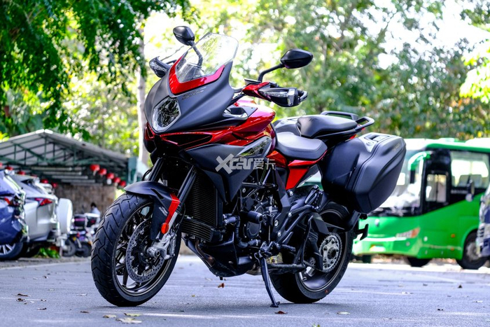 时间来到2020年前后,mv奥古斯塔和钱江搭线,钱江在这时已经有了收购