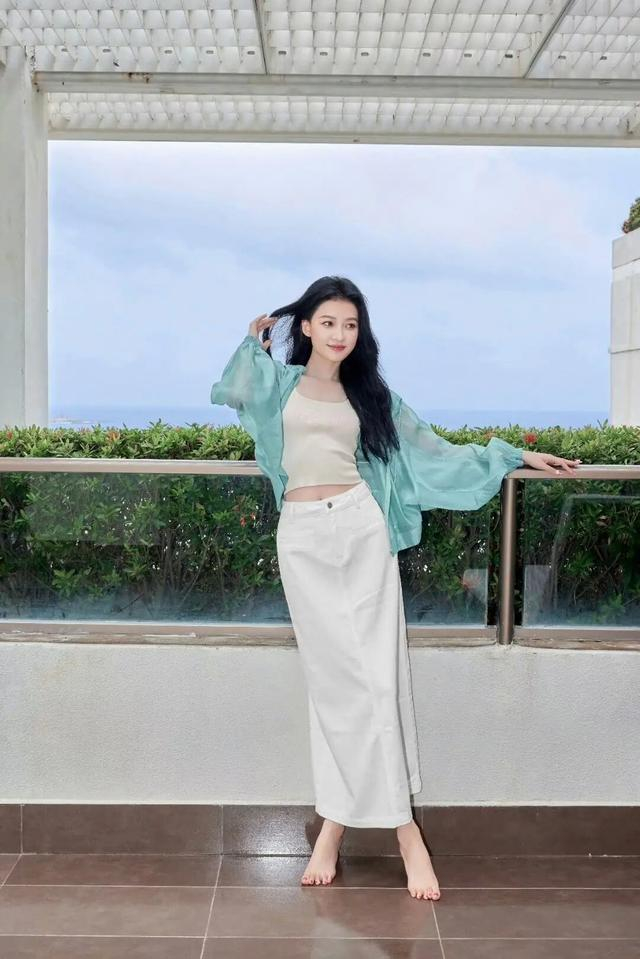 孙怡|连衣裙|丝袜_新浪新闻