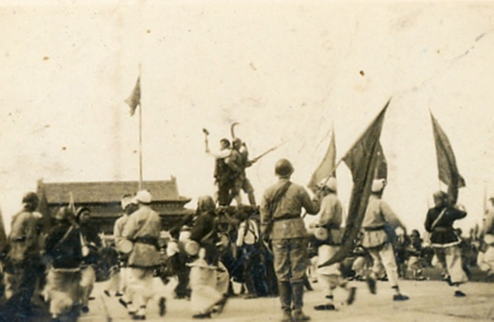 1950年八一建军节。王达理 图