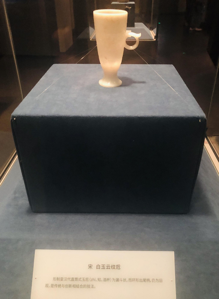 天津博物馆“聚赏珍玉”展上新升级__财经头条__新浪财经