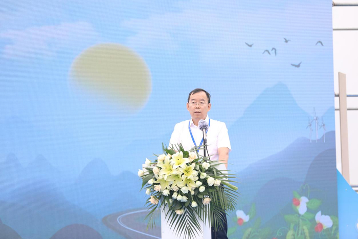 汾酒集团党委专职副书记、副董事长李振寰