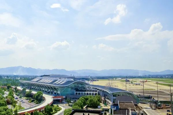 宁波机场24小时24张照片记录t1试运行