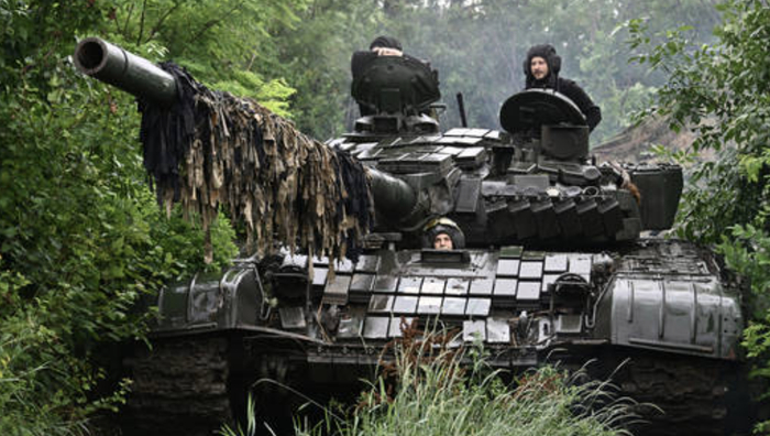 ��Ӣ���������ƣ��ڿ���ս����������ֲ���赲���ھ������Ĳ���