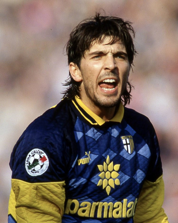 45岁布冯退役,足坛再无"小将"|布冯|帕尔马_新浪新闻