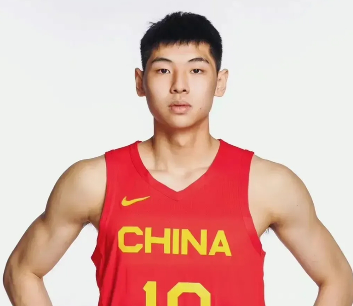 周鹏|失误|意大利_新浪新闻