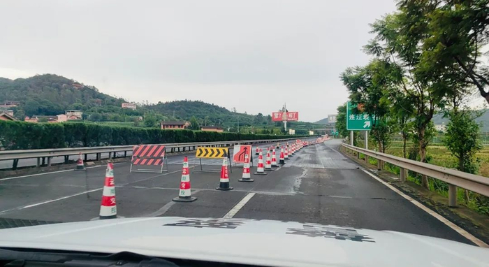 昆曲,昆楚,昆石高速部分路段正在施工,绕行线路看这里→__财经头条
