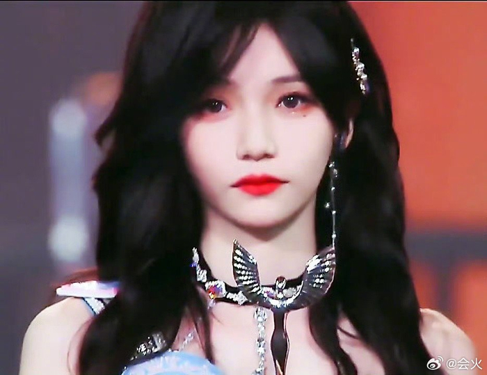 小精灵今天去了SNH48握手会……|张润|上海丝芭|姐妹|美女|天才_新浪新闻
