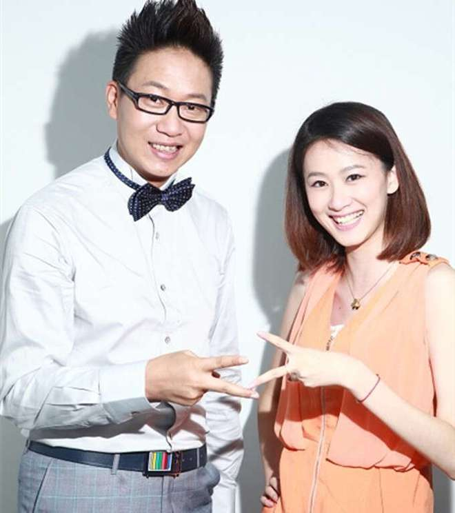 一家人合影曝光,子女可爱像妈|林海|陆晟|复出_新浪新闻