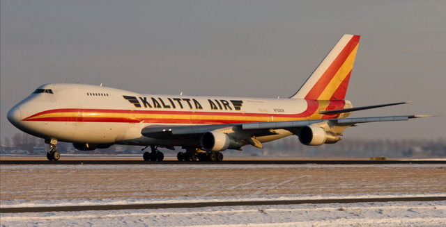 突发美国卡利塔航空一架波音747货机在宁波机场着陆时偏出跑道