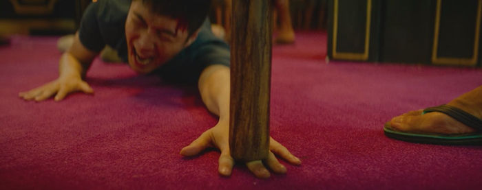 各种暴力场景目不暇接，这张截图相对不恐怖了