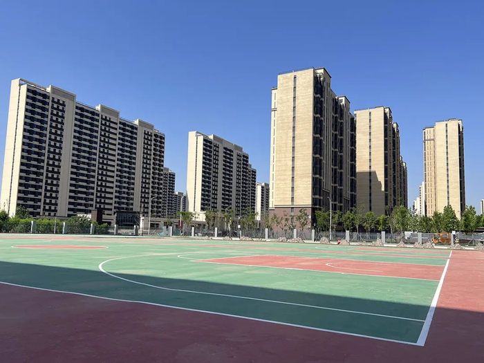 府学胡同小学顺义分校室外操场。