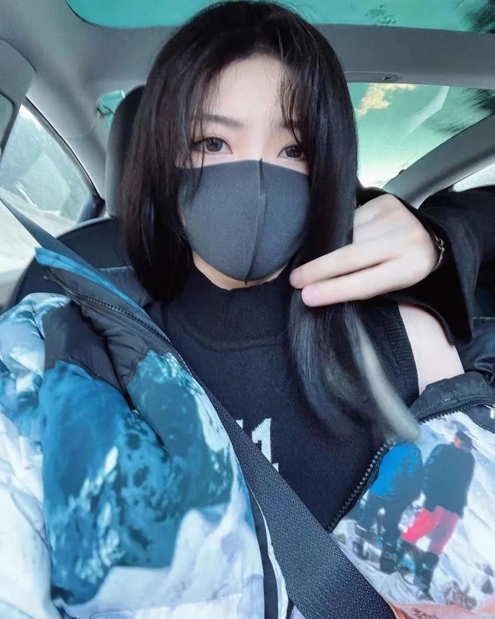 hongkongdoll都爱穿tnf北面雪山冲锋衣曝光重磅发售