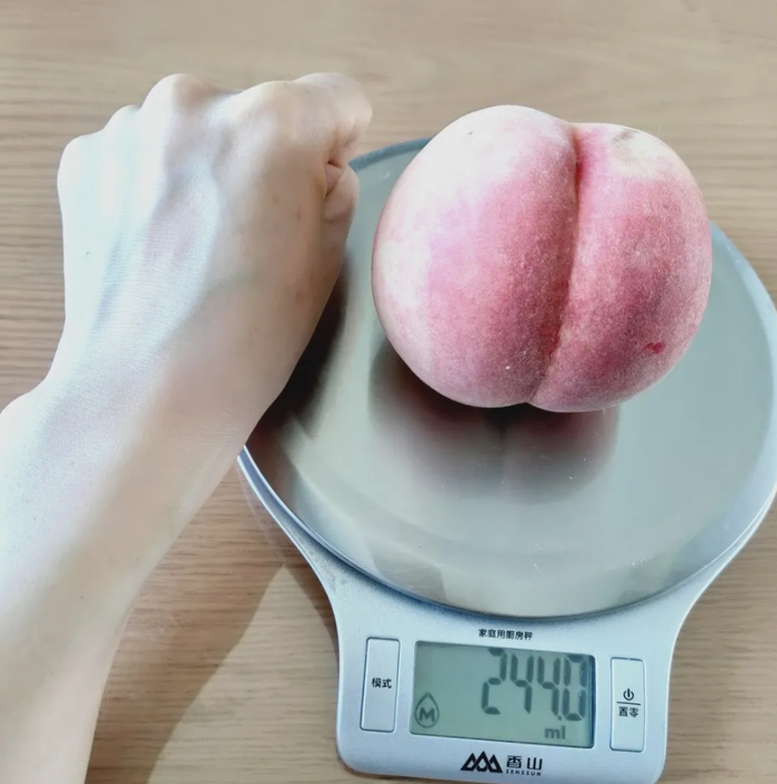 ▲图：水蜜桃，去核约 210 克